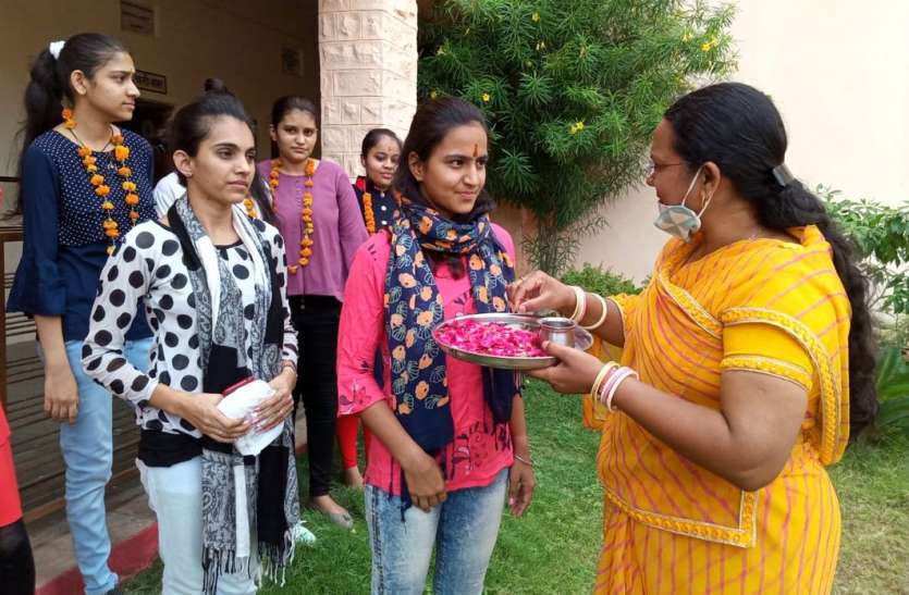 Nagaur: result of commerce वाणिज्य वर्ग के परिणाम में 21वें से 8वें स्थान पर आया नागौर जिला