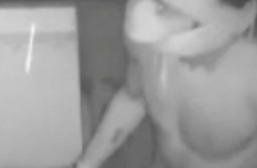 cctv.jpg पुलिस चौकी से चंद कदम दूर दवा सहित तीन दुकानों में चोरी