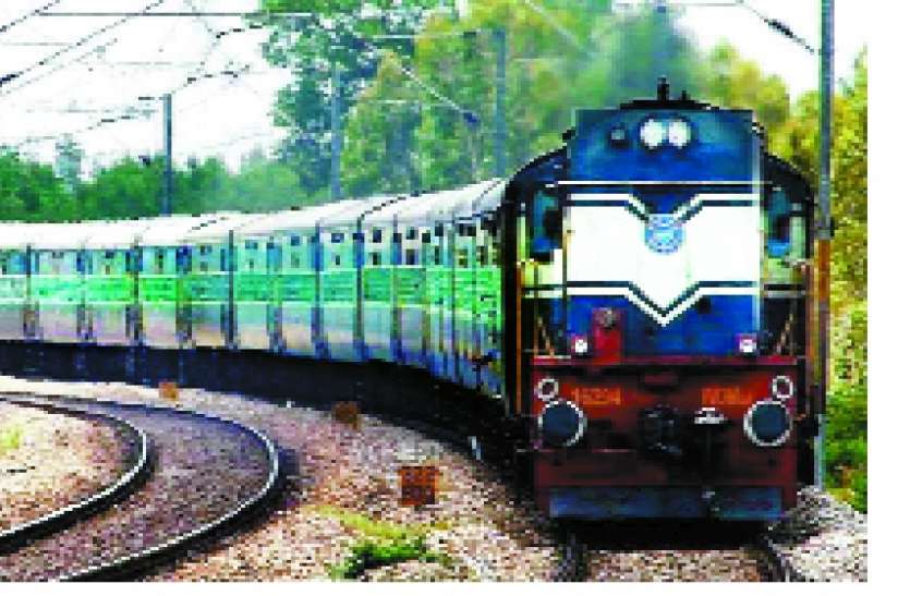 वरदान साबित हो रही रेलवे की योजना, हजारों कामगारों को मिल रहा रोजगार वरदान साबित हो रही रेलवे की योजना, हजारों कामगारों को मिल रहा रोजगार