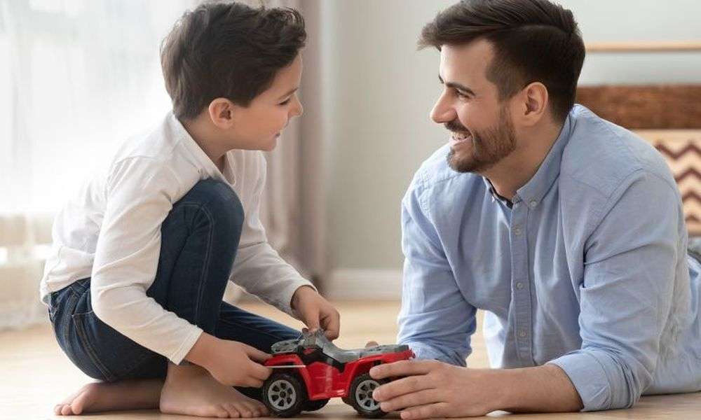IQ नहीं बच्चे का 'EQ' लेवल तय करता है उसकी सफलता