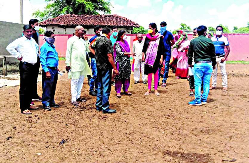Procurement of cow dung will start from today in Tolagaon, Vermi compost will be ready after purchase in Gauthans… टोलागांव में आज से शुरू होगी गोबर की खरीदी, फिलहाल गौठानों में खरीदी के बाद वर्मी कंपोस्ट किया जाएगा तैयार ...