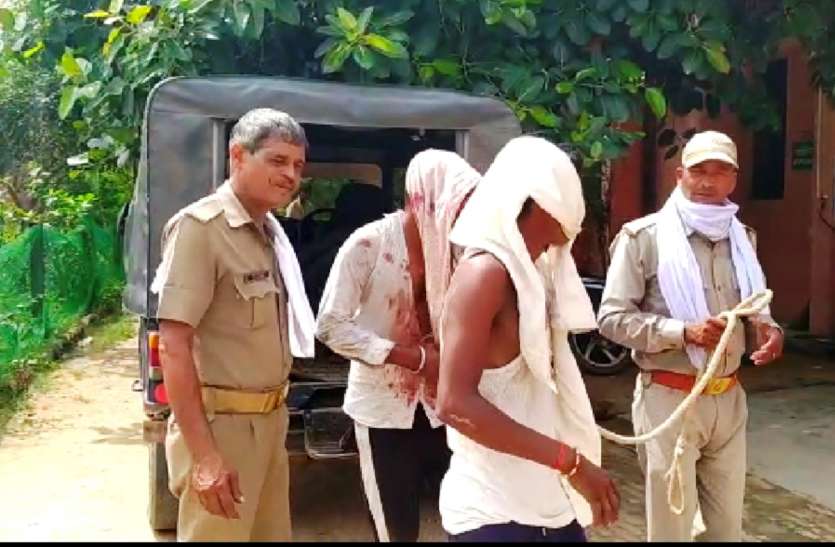 Lootere आॅटो में बैठी शिक्षिका से मोबाइल लूटना पड़ा बदमाशों को भारी, भीड़ ने किया हाल बेहाल