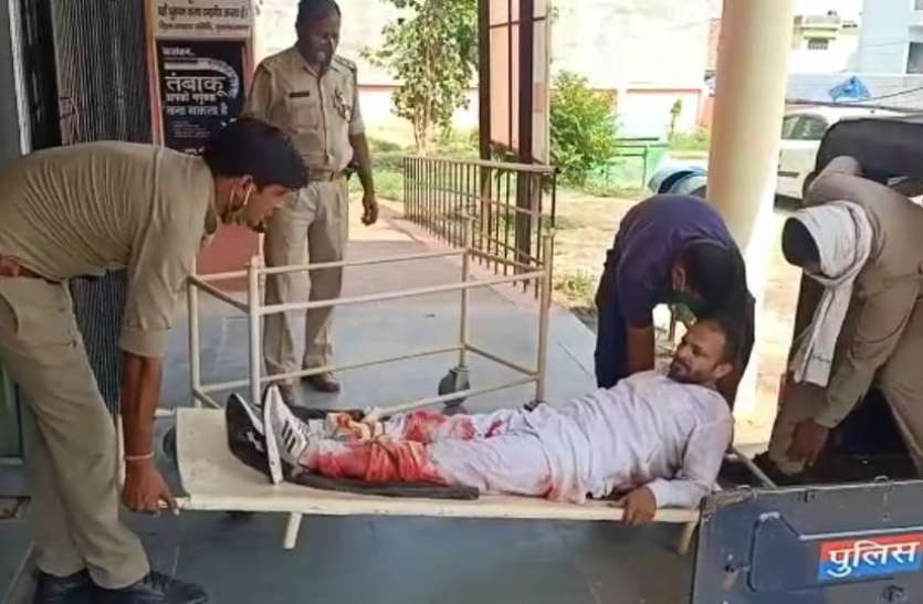 encounter.jpg दाे लाख के इनामी रह चुके सुक्रमपाल को पुलिस मुठभेड़ में गाेली लगी, दाे पुलिसकर्मी भी घायल