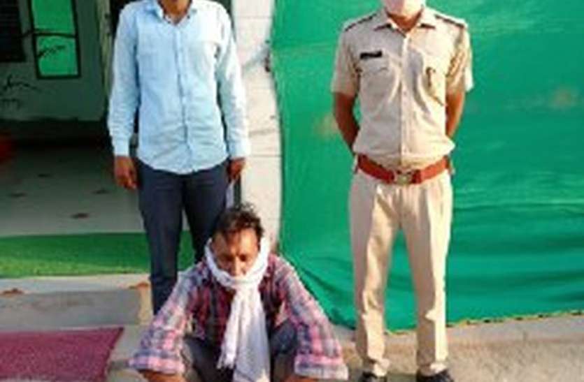 शराब कारोबारी ट्रक मालिक को बीकानेर में पकड़ा शराब कारोबारी ट्रक मालिक को बीकानेर में पकड़ा