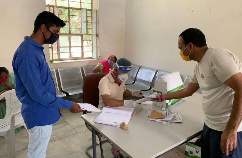 जैसाण में फिर छाया दहशत का साया: भय के माहौल में दिखने लगी जागरुकता जैसाण में फिर छाया दहशत का साया: भय के माहौल में दिखने लगी जागरुकता