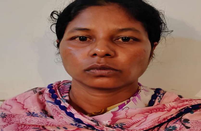 खुद से 11 साल बड़ी महिला के साथ लिव-इन-रिलेशनशिप में रह रहा था युवक, प्रेमिका ने कर दी हत्या खुद से 11 साल बड़ी महिला के साथ लिव-इन-रिलेशनशिप में रह रहा था युवक, प्रेमिका ने कर दी हत्या