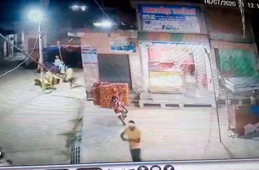 photo6100560990665026123.jpg बिजनौर में हिस्ट्रीशीटर ने एसपी को दी जान से मारने की धमकी, ऑडियो वायरल