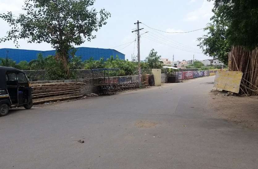 भीलवाड़ा यूआईटी का कमाल, पराई जमीन पर दे दी निर्माण की मंजूरी भीलवाड़ा यूआईटी का कमाल, पराई जमीन पर दे दी निर्माण की मंजूरी