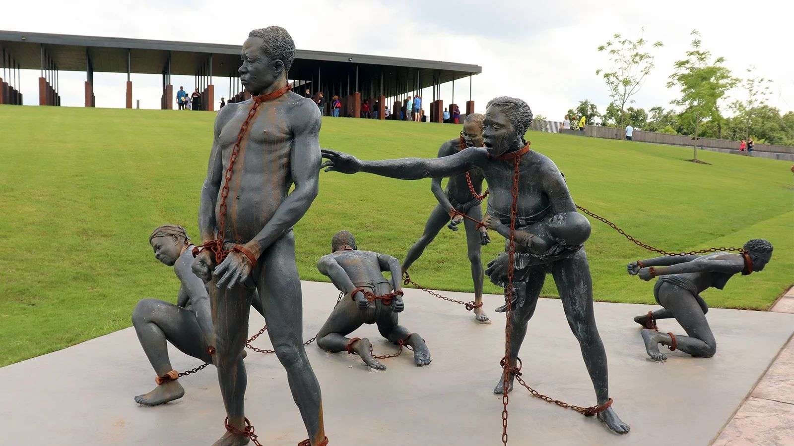 दासता पर पूर्ण रूप से प्रतिबंध लगाने वाला हैती पहला राष्ट्र था