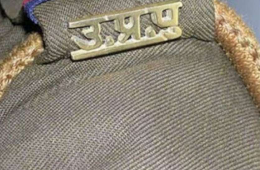 भाजपाइयों के उत्पीड़न को लेकर चौकी प्रभारी निलंबित, 7 पुलिसकर्मी लाइन हाजिर भाजपाइयों के उत्पीड़न को लेकर चौकी प्रभारी निलंबित, 7 पुलिसकर्मी लाइन हाजिर