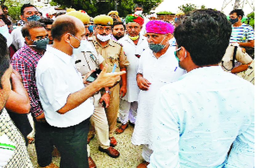 आक्रोशित किसानों का आंदोलन, दिल्ली कूच आक्रोशित किसानों का आंदोलन, दिल्ली कूच