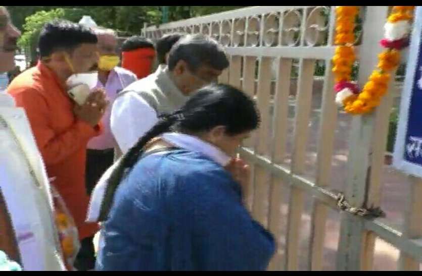 Cabinet Minister Usha Thakur visit in gwalior