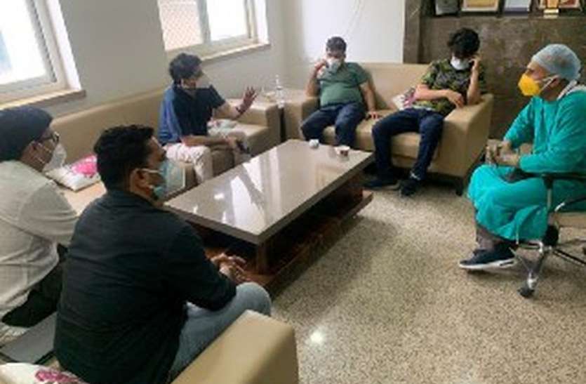 सीएमएचओ सहित चिकित्सा दल ने किया पेसिफिक का दौरा सीएमएचओ सहित चिकित्सा दल ने किया पेसिफिक का दौरा