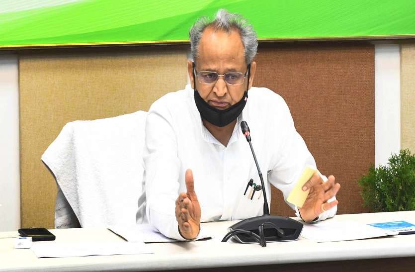 Ashok Gehlot directs to provide Corona injection to needy people राजस्थान: कोरोना संक्रमित 'ज़रूरतमंदों' को अब सरकार उपलब्ध करवाएगी 40 हज़ार कीमत का इंजेक्शन