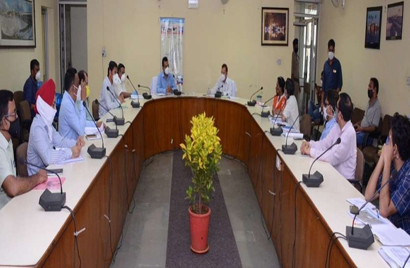 cad_meeting_1_1.jpg पानी पर नहीं हुआ निर्णय, दोनों राज्य मिलकर तय करेंगे