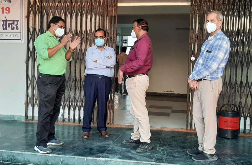 बाड़मेर में मिले 29 नए संक्रमित, काम पर लौटने वाले बाहर के श्रमिक निकल रहे पॉजिटिव बाड़मेर में मिले 29 नए संक्रमित, काम पर लौटने वाले बाहर के श्रमिक निकल रहे पॉजिटिव