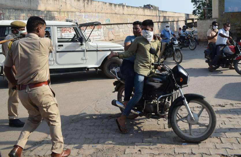 Strictness persists in Sunday curfew, barricading in city सण्डे कफ्र्यू में सख्ती बरकरार, शहर में बेरिकेडिंग लगा बंद की राह