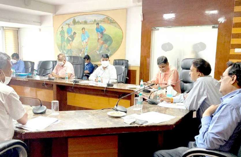 राष्ट्रीय खिलाड़ियों को नियमानुसार बीमा का मिले लाभ, गाइड लाइन के अनुसार शुरू हों खेल गतिविधियां राष्ट्रीय खिलाड़ियों को नियमानुसार बीमा का मिले लाभ, गाइड लाइन के अनुसार शुरू हों खेल गतिविधियां