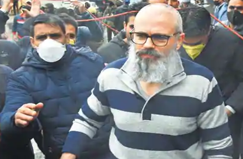 JK को राज्य बनाने की मांग उठी, विस्थापित कश्मीरी पंडितों और उमर अब्दुल्ला ने कह डाली बड़ी बात