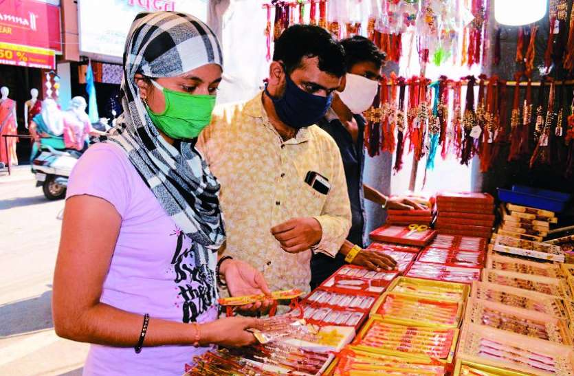 ट्रेनें-बसें ठप, राखी बांधने आने के लिए बहनों को होगी मुश्किल ट्रेनें-बसें ठप, राखी बांधने आने के लिए बहनों को होगी मुश्किल