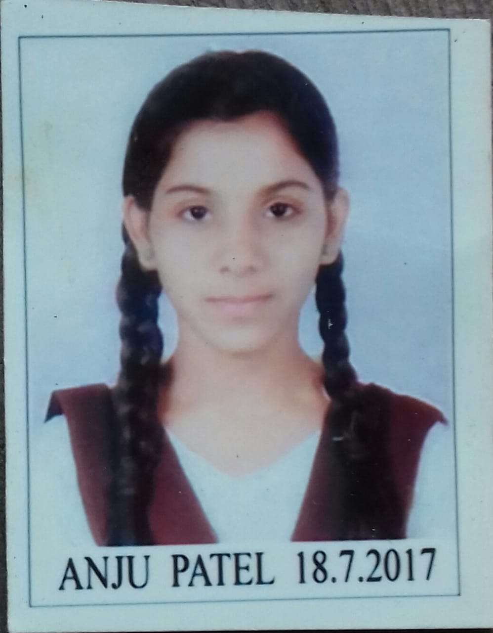 ऑटो चालक की बेटी ने प्रदेश की मेरिट में बनाया स्थान