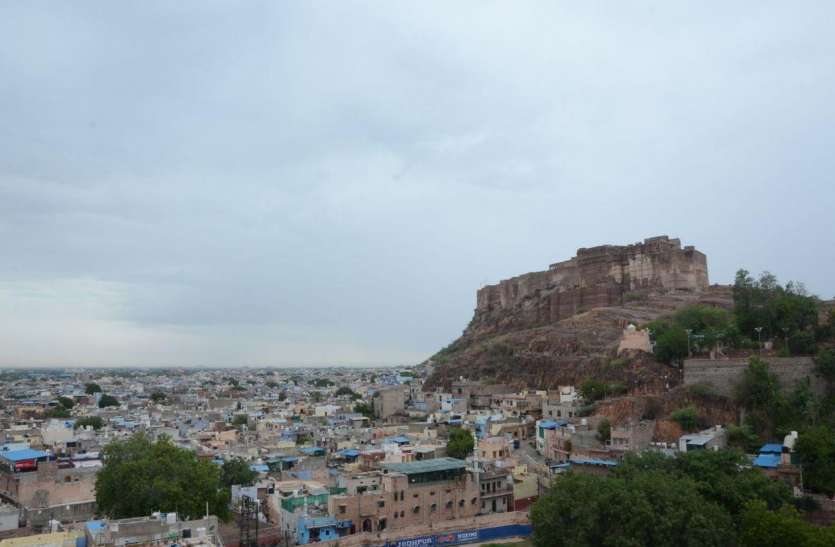 Jodhpur: उमस ने किया हलकान Jodhpur: उमस ने किया हलकान