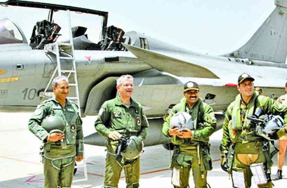सबसे पहले जोधपुर एयरबेस पर उतरे थे रफाल विमान
