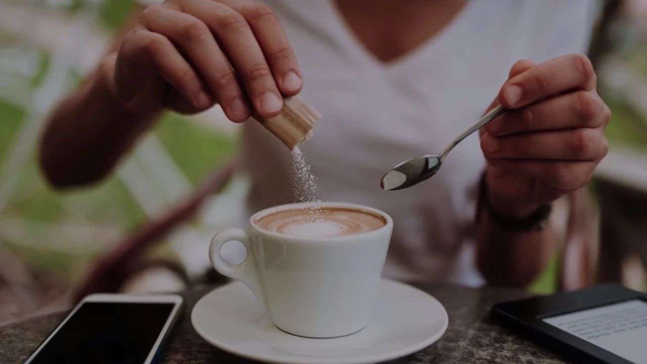 18 किलो चीनी सालाना खा रहे हम, अहमदाबाद में पुरुष और मुंबई में महिलाएं चीनी खाने में आगे