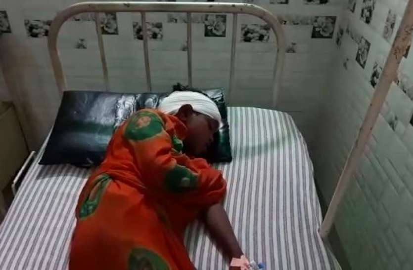 , गाजियाबाद: चौथी मंजिल पर पतंग उड़ा रहे दो सगे भाइयों को पड़ोसी ने छत से फेंका