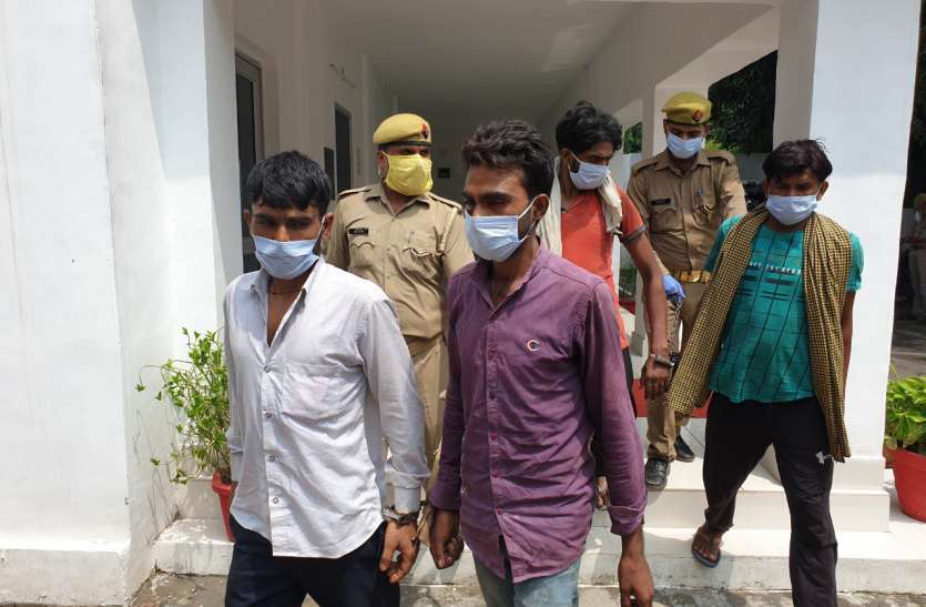 saharanpur.jpg सहारनपुर पुलिस के हत्थे चढ़े शातिर अभियुक्त कई घटनाओं का खुलासा