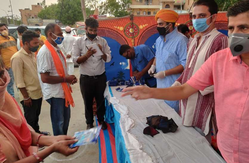 परंपरागत रूप से जैसलमेर का 865 वां स्थापना दिवस मनाया परंपरागत रूप से जैसलमेर का 865 वां स्थापना दिवस मनाया
