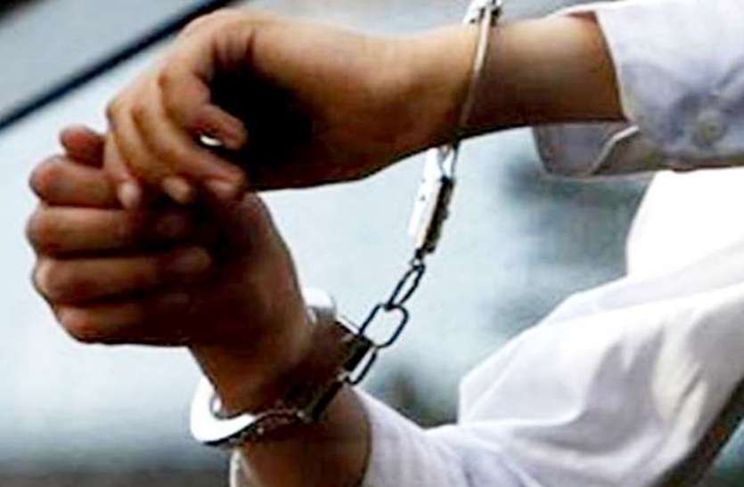 arrested.jpg अपहरण और हत्या के केस में भाजपा मोर्चा के जिलाध्यक्ष समेत दो गिरफ्तार
