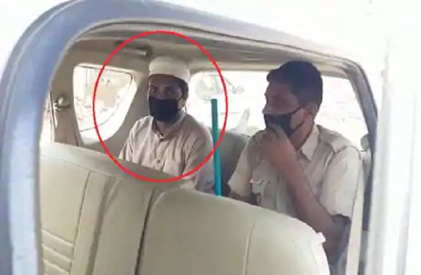 तबलीगी जमात के बाद मदरसा शिक्षक ने खतरे में डाली बच्चों की जान तबलीगी जमात के बाद मदरसा शिक्षक ने खतरे में डाली बच्चों की जान