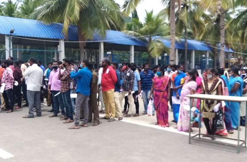 TN 5 करोड़ का कर्जा लेकर चुकाया कर्मचारियों का वेतन TN 5 करोड़ का कर्जा लेकर चुकाया कर्मचारियों का वेतन