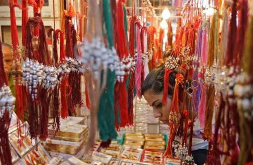 कोरोना का असर: पार्सल ट्रेनें में गुजरात से पहुंचा खोवा, अब त्योहारों पर घर में बनेंगे पकवान कोरोना का असर: पार्सल ट्रेनें में गुजरात से पहुंचा खोवा, अब त्योहारों पर घर में बनेंगे पकवान