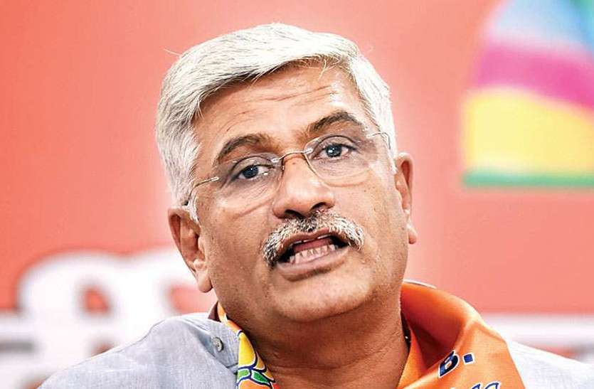 gajendra singh shekhawat target gehlot government केंद्रीय मंत्री शेखावत गजेंद्र सिंह शेखावत ने गहलोत सरकार पर साधा निशाना
