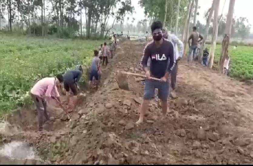 रोजगार गारंटी योजना बनी बेरोजगारों का सहारा रोजगार गारंटी योजना बनी बेरोजगारों का सहारा