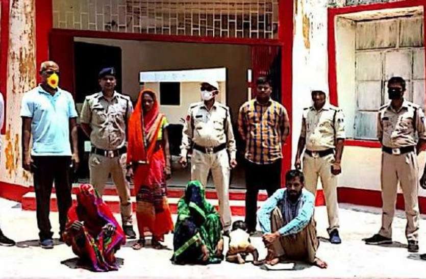 Action taken on the instruction of Singrauli SP बेटी की प्रेम में दखल दे रहा था पिता, फिर क्या हुआ जानकर चौक जाएंगे आप