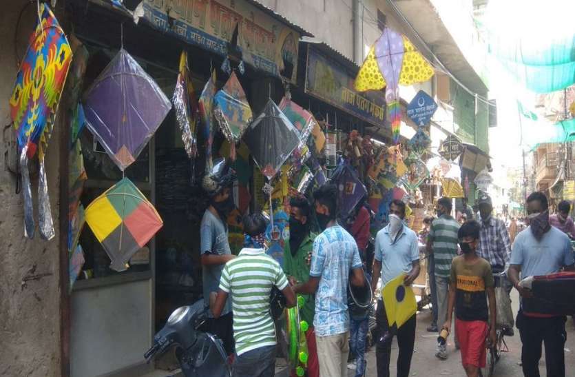 जोधपुर में सोमवार को होगी पतंगबाजी जोधपुर में सोमवार को होगी पतंगबाजी