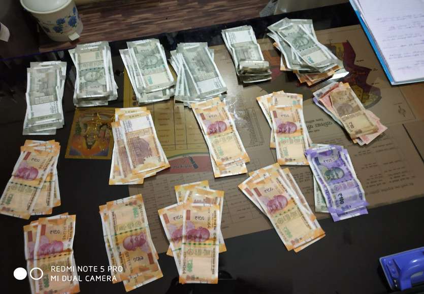 लॉकडाउन में भी धड़ल्ले से चल रहा था जुए का फड़, पुलिस ने छापा मारकर इन 7 जुआरियों को किया गिरफ्तार
