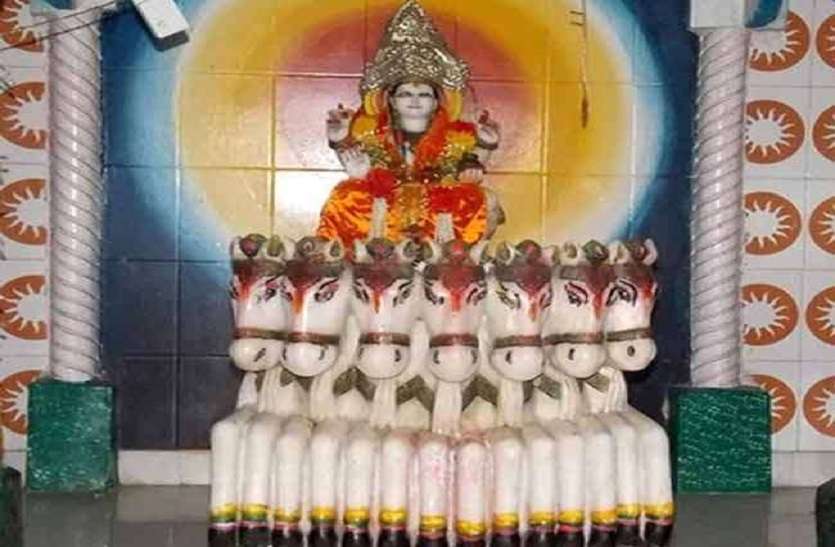 An Special surya temple of india इस सूर्य मंदिर की कहानी है बेहद रोचक : एक बैंक मैनेजर ने सपने में मिले आदेश पर बनाया मंदिर