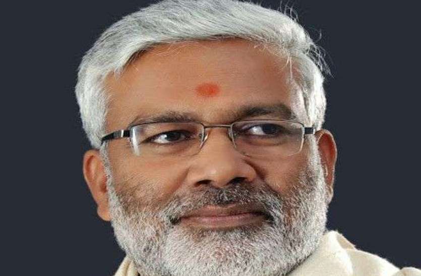 Coronavirus in UP कोरोना से कैबिनेट मंत्री कमलारानी के निधन के बाद भाजपा प्रदेश अध्यक्ष भी हुए संक्रमित