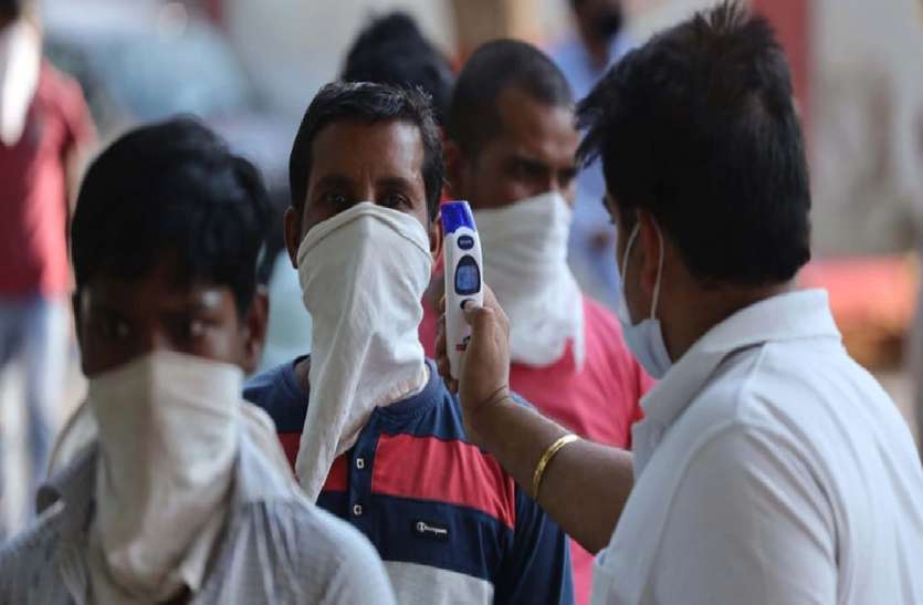 15 वचनों का पालन कर कोरोना संक्रमण की करें रोकथाम, लापरवाही पड़ेगी भारी 15 वचनों का पालन कर कोरोना संक्रमण की करें रोकथाम, लापरवाही पड़ेगी भारी