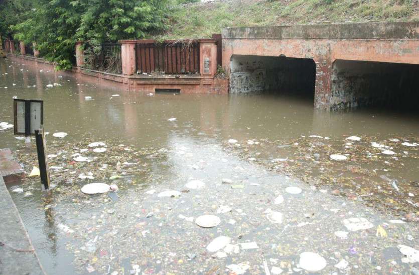 rain_in_jaipur2.jpg