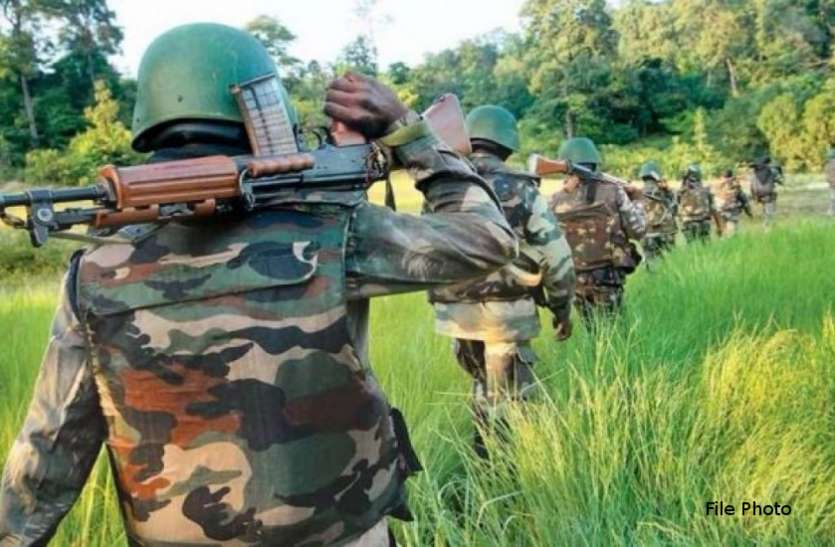 छत्तीसगढ़ में बड़ा हादसा टला,जन मिलिशिया कमांडर ने सरेंडर करते ही बरामद करवाए 3 IED छत्तीसगढ़ में बड़ा हादसा टला,जन मिलिशिया कमांडर ने सरेंडर करते ही बरामद करवाए 3 IED