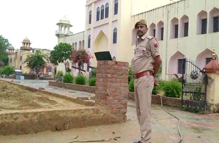भुगतान अटका, एपीआरआई की सुरक्षा खतरे में भुगतान अटका, एपीआरआई की सुरक्षा खतरे में