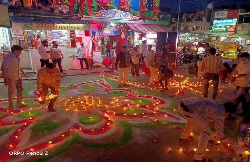 अयोध्या में मंदिर निर्माण और श्रीराम की भक्ती में डूबी कांग्रेस