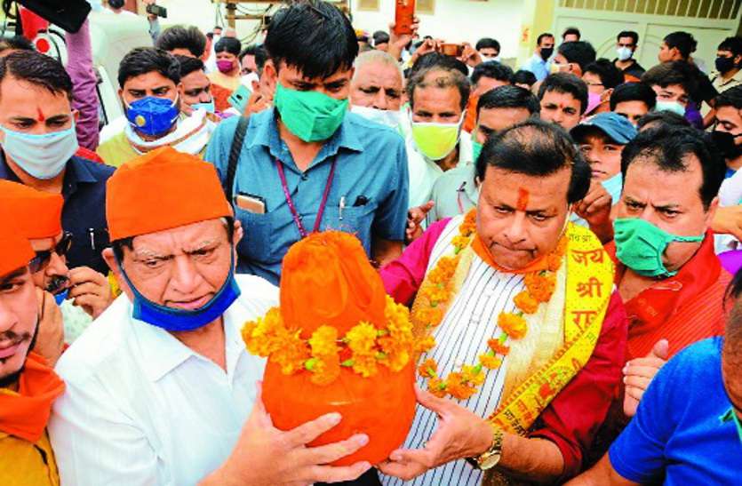 Ayodhya Ram Mandir Bhoomi Pujan : jaybhan singh pawaiya in gwalior जब 13 दिन जेल में रहा भाजपा का यह नेता, घर से सीबीआइ को मिली थी डायरी