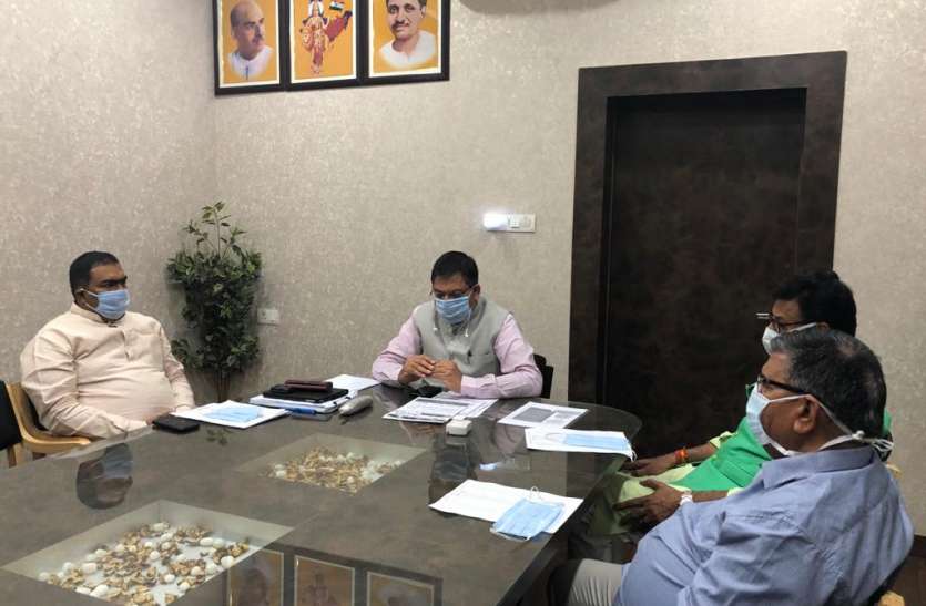 गुढ़ा के बयान पर भाजपा हमलावर, पूनियां बोले हम कानूनी तरीके से लड़ाई को तैयार गुढ़ा के बयान पर भाजपा हमलावर, पूनियां बोले हम कानूनी तरीके से लड़ाई को तैयार
