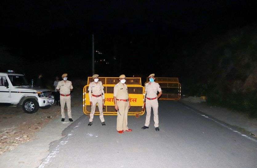 police security in ajmer ISIS का आतंकी IEED के साथ गिरफ्तार, नाेएडा जोन में दिल्ली एनसीआर से सहारनपुर तक अलर्ट